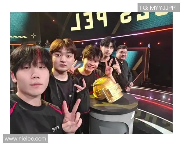 和平精英巨献：深入解析JDG战队的强大实力与战术魅力