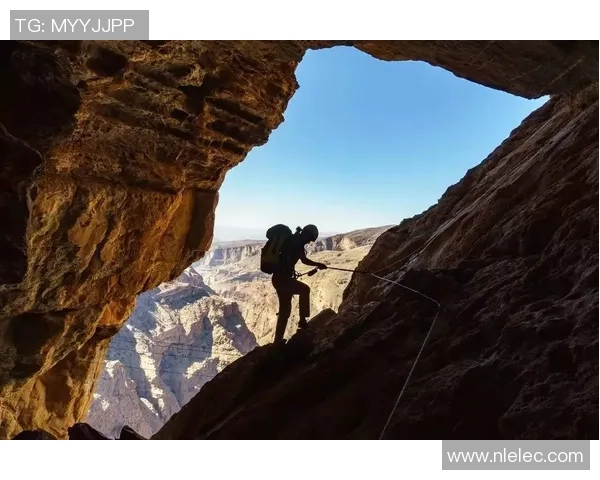 广州攀岩队的节奏揭秘:探索攀岩深度与团队协作的奥秘 广州攀岩队的节奏揭秘:探索攀岩深度与团队协作的奥秘